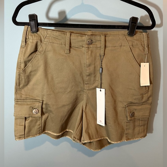 Vigoss Ace High Rise Cargo Short in Olive Green - Picture 3 of 13